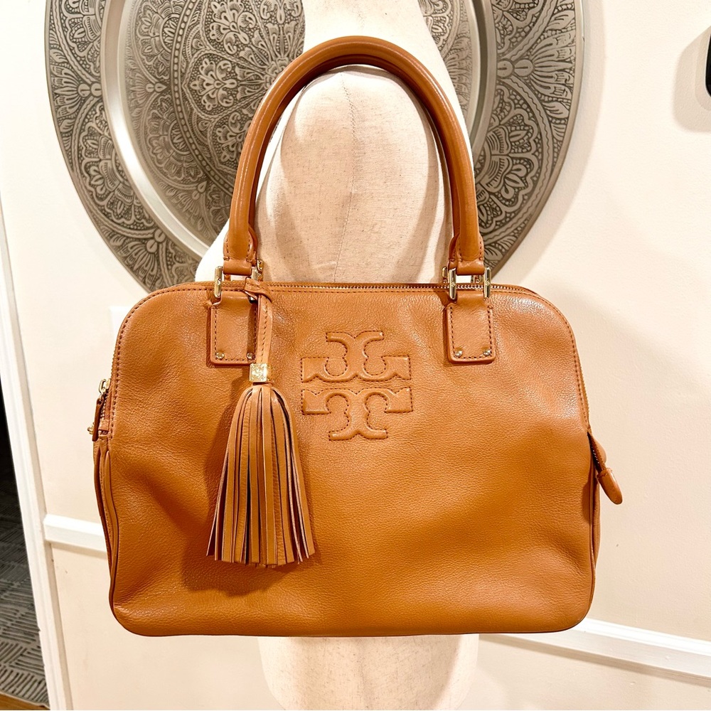 TORY BURCH Rotal tan Thea triple zipper handbag - Great size!! - Picture 4 of 12